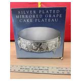 Silver plates mirrored cake plate new Godinger