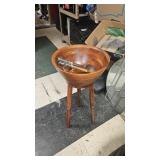 Wood salad bowl on stand 16"ï¿½35"