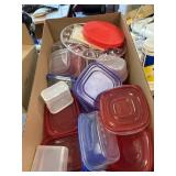 Lg lot of Rubbermaid & other food storage