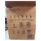 New Kelloggï¿½s Holiday Bowl Diaplay and 80 Bowls