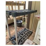 Yard tool holder