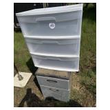 2 storage drawers