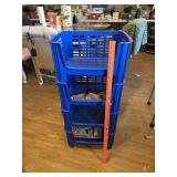 Stacking bins