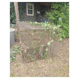 2- 4'x4' x22' wire cages