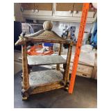 Giraffe shelf heavy