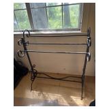 Metal quilt rack