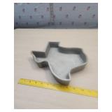 Cast aluminum  Texas cake pan