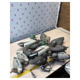 Duck blind and 12 decos weighted