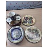 1 set or 4 cups & 1 set of 4 plates Sakura