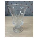 7.5ï¿½ Pineapple Tree Vase, 3- 7.5ï¿½ plates and 2