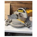 Dewalt Miter Saw works