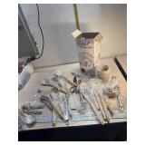 New 35 pc kitchen tool set