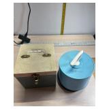 Vintage Disk-Go-Case with 45 records and 45
