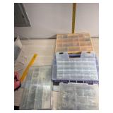 4 parts organizers: screws nut, church key, wall