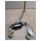 Cable winch puller