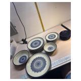 Dishes- 13ï¿½ platter, serving bowl, 6 plates- 2