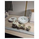 Tea set and misc china dishes