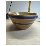 9 1/4ï¿½ Crock Bowl- not a chip- different color