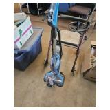 Bissell  floor scrubber works