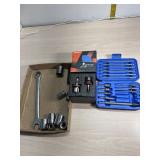 1/2ï¿½ sockets, wrench, sealight Jaxmas LED