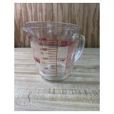 Vintage Fire king 4 cup measuring cup