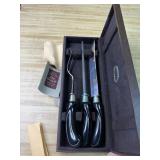 Vintage Flint Hollow Ground Carving Set