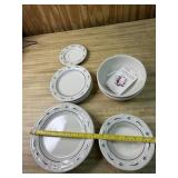 Longaberger pottery extra plates and bowls