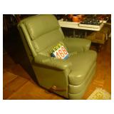 Green Recliners - Matching Pair (2) - Very Clean