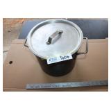 Aluminum Pot 12 Quart with Lid
