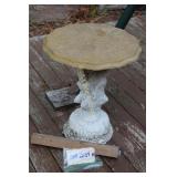 Tabel Concrete Approx 3Ft Tall