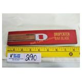 DropCatch Handheld Bar Blade Bottle Opener for