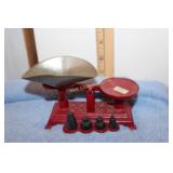 Miniature Balance Scale Cast Iron 4 Weights