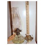 Hurricane Lamp with Extra Insert with Wick