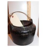 Cast Iron Pot with Handle #2 Marietta Pa. 5