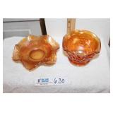 Carnival Glass Grape Bunches with Leaf and