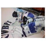Dallas Cowboy Lot - Sweat Shirt Large, Hats,