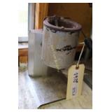 Production Pot by Lee