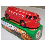 Texaco 1934 - Diamond T Tanker - "Doodle Bug" -