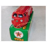 Texaco 1934 - Diamond T Tanker - "Doodle Bug" -