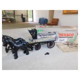 Texaco Horse and Tanker - Die Cast Bank - 1/25 -