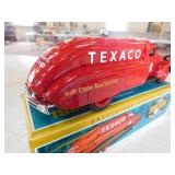 Texaco Dodge 1939 Airflow - Die Cast Locking Coin