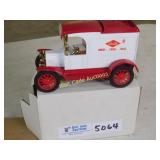Ford 1913 Model T Van - Bosts Bread - Die Cast