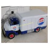 GMC 1952 Dry Goods Van - Pepsi - Die Cast - 1/34