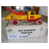 1931 Hawkeye Wrecker - International Petroliama