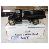 Star Enterprises - 1927 Mack Tanker - Die Cast