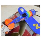 Dupont #24 Jeff Gordon - 1932 Lockheed Vega Model