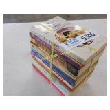 Romance Novels - Harlequin and others - Mixed lot