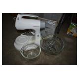 Sunbeam Mixer with Glass Bowls