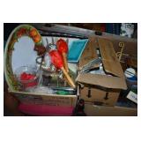 Pallet Grab Lot- Books,Vinyl Records,  Holiday