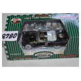 Texaco Limited Edition Die cast Thunderbird  set